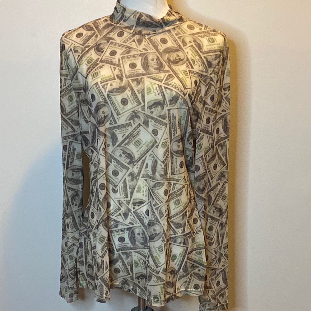 Fashion to Figure Cream Long Sleeve Graphic Blouse